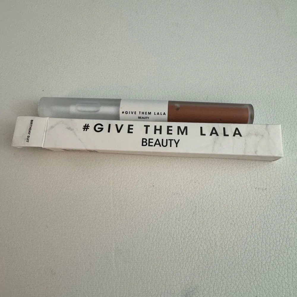 Give Them Lala double ended lip duo